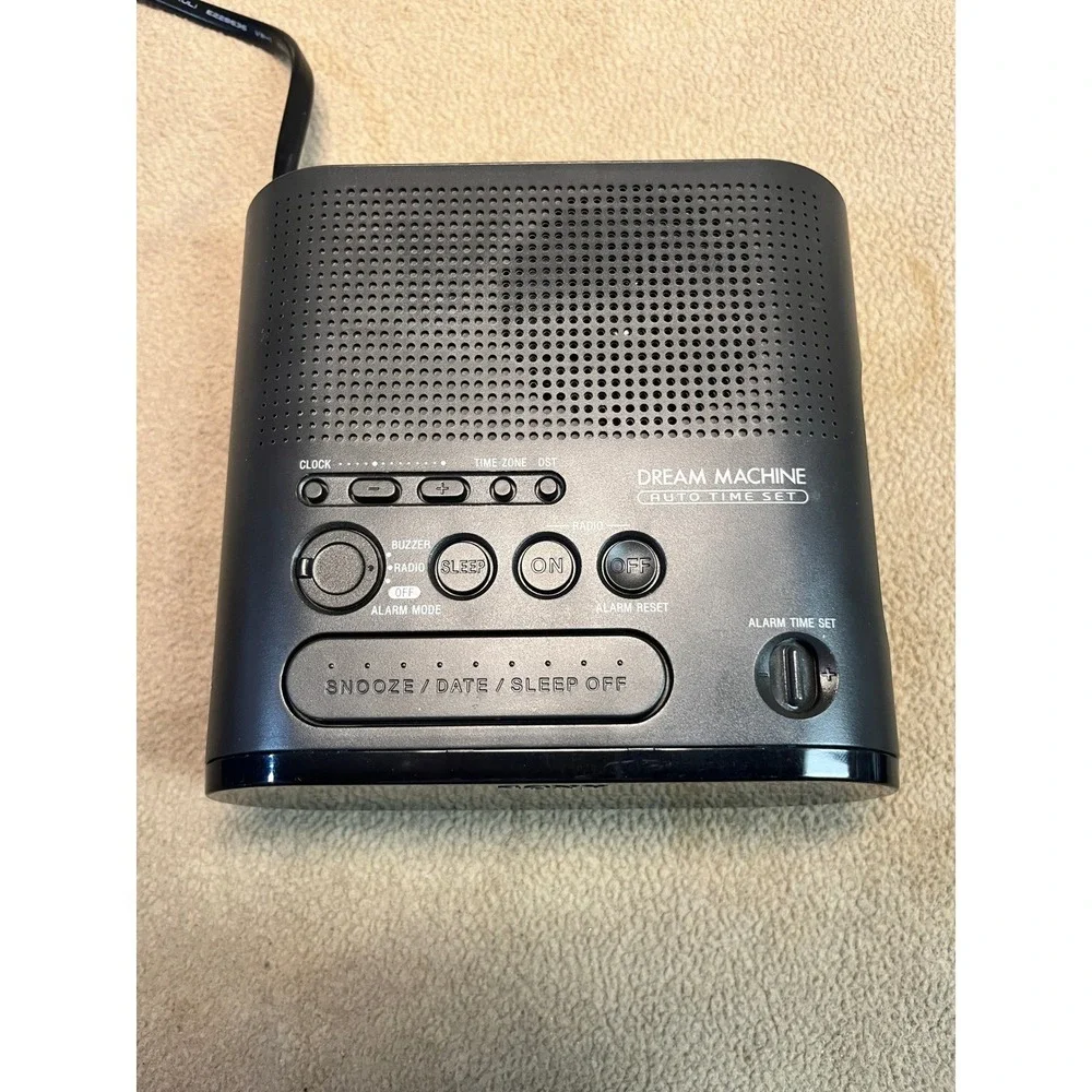 Sony Dream Machine ICF-C218 AM FM Clock Radio Auto Time Set Black Green LED